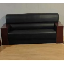 三人沙發(fā)